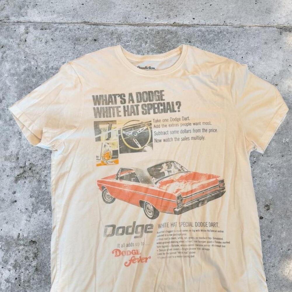 Goodfellow Dodge White Hat Special Graphic Tee – Men’s Large
